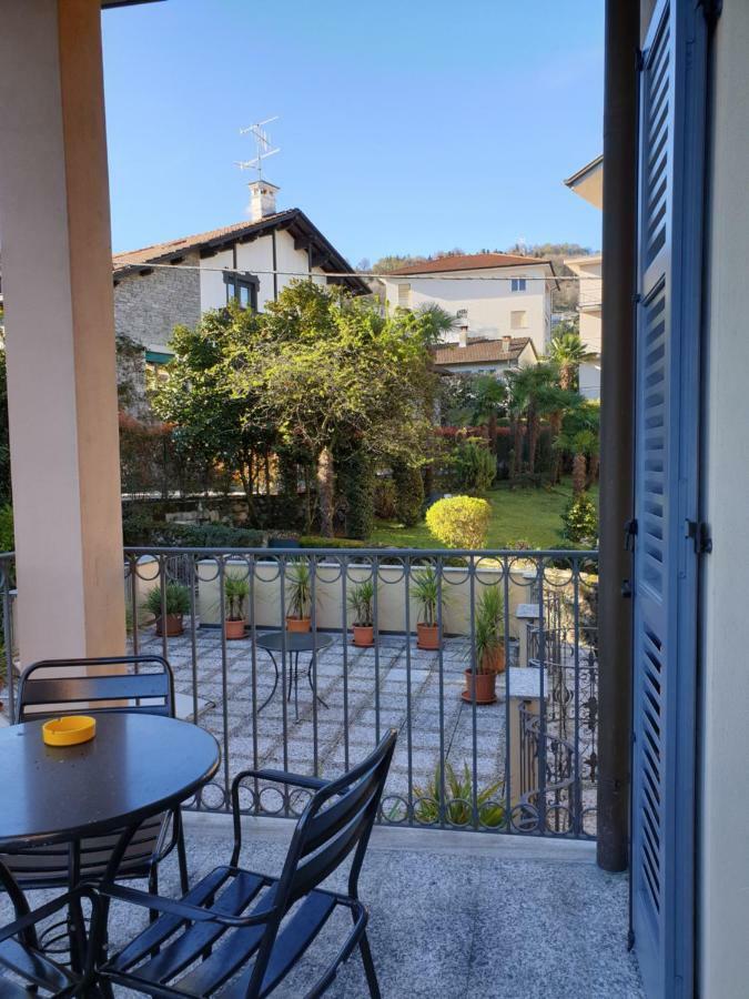 Hotel Residence La Luna Nel Porto Stresa Exterior foto